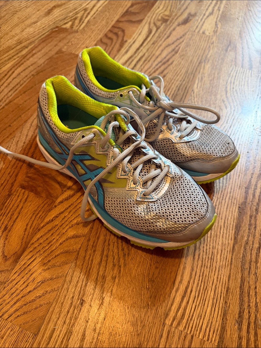 Size 8 1/2 ASICS shoes